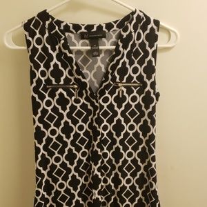 INC black/white v-neck tank top
